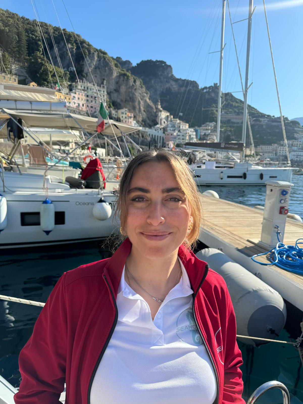 Mariaelena - Hostess Sea Horse
